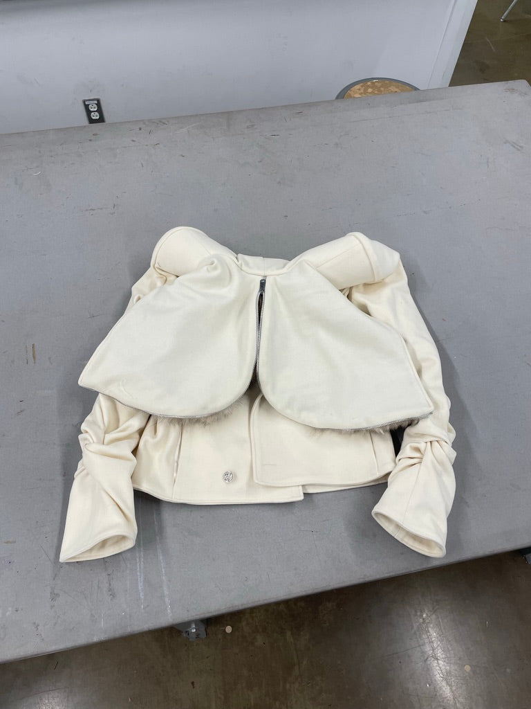 Knotted sleeves wool jacket