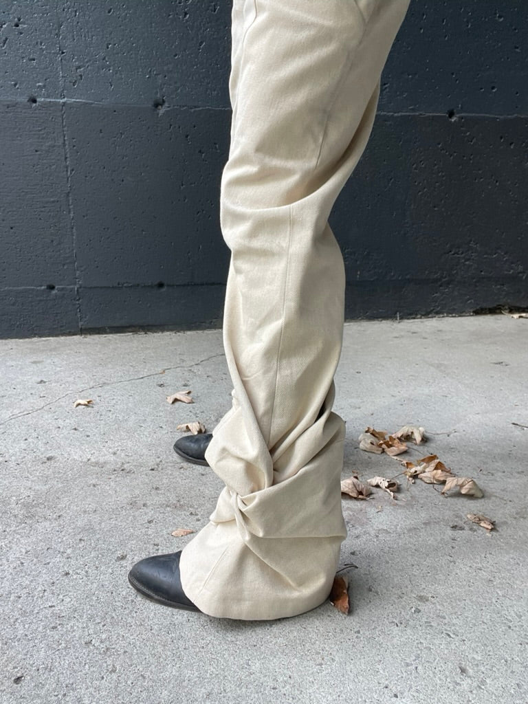 Knotted leg pants